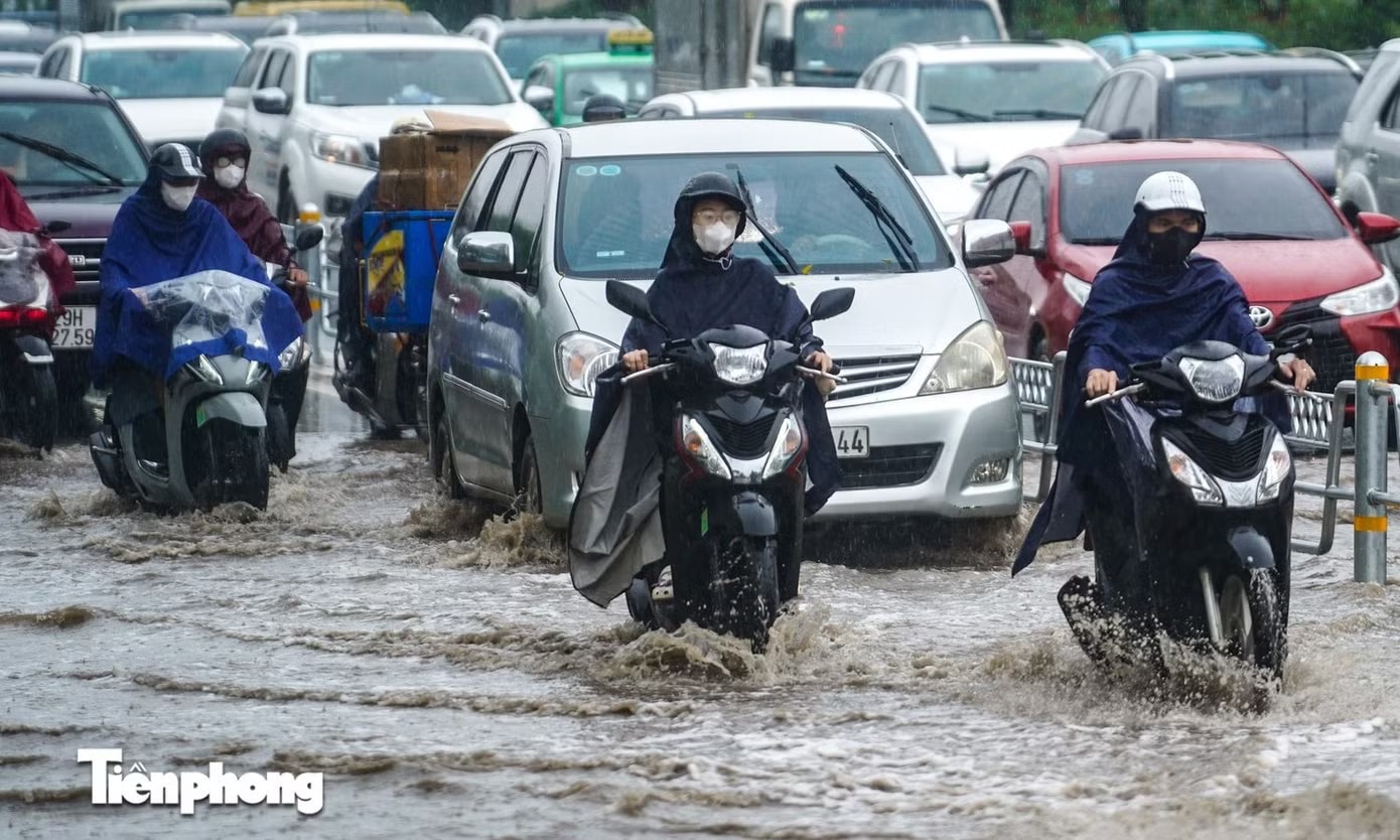 Không khí lạnh tràn xuống tháng 6, có bất thường? - Ảnh 1.