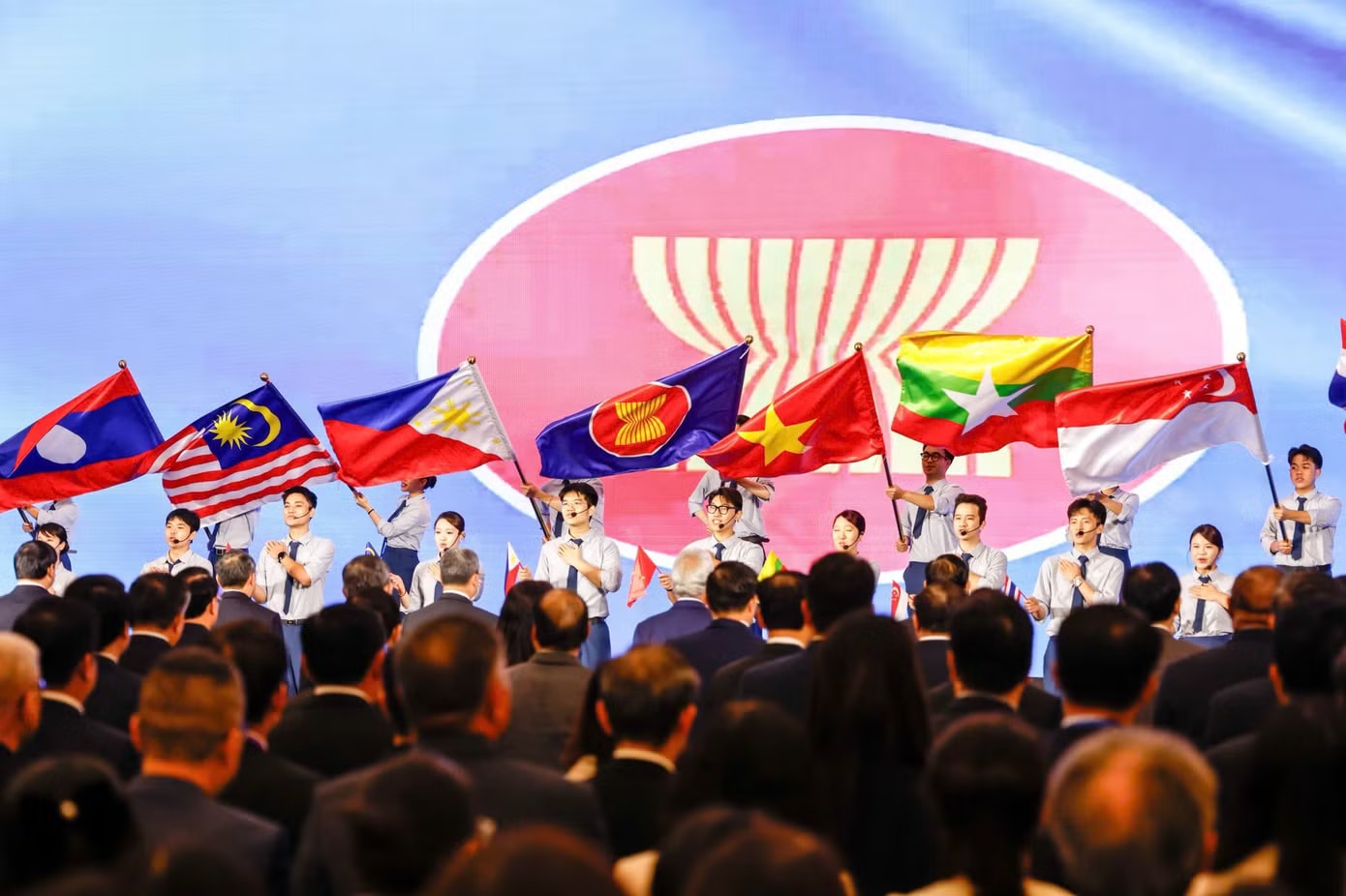 Thế giới ngày càng phân mảnh, ASEAN đứng trước bước ngoặt quan trọng - Ảnh 5.