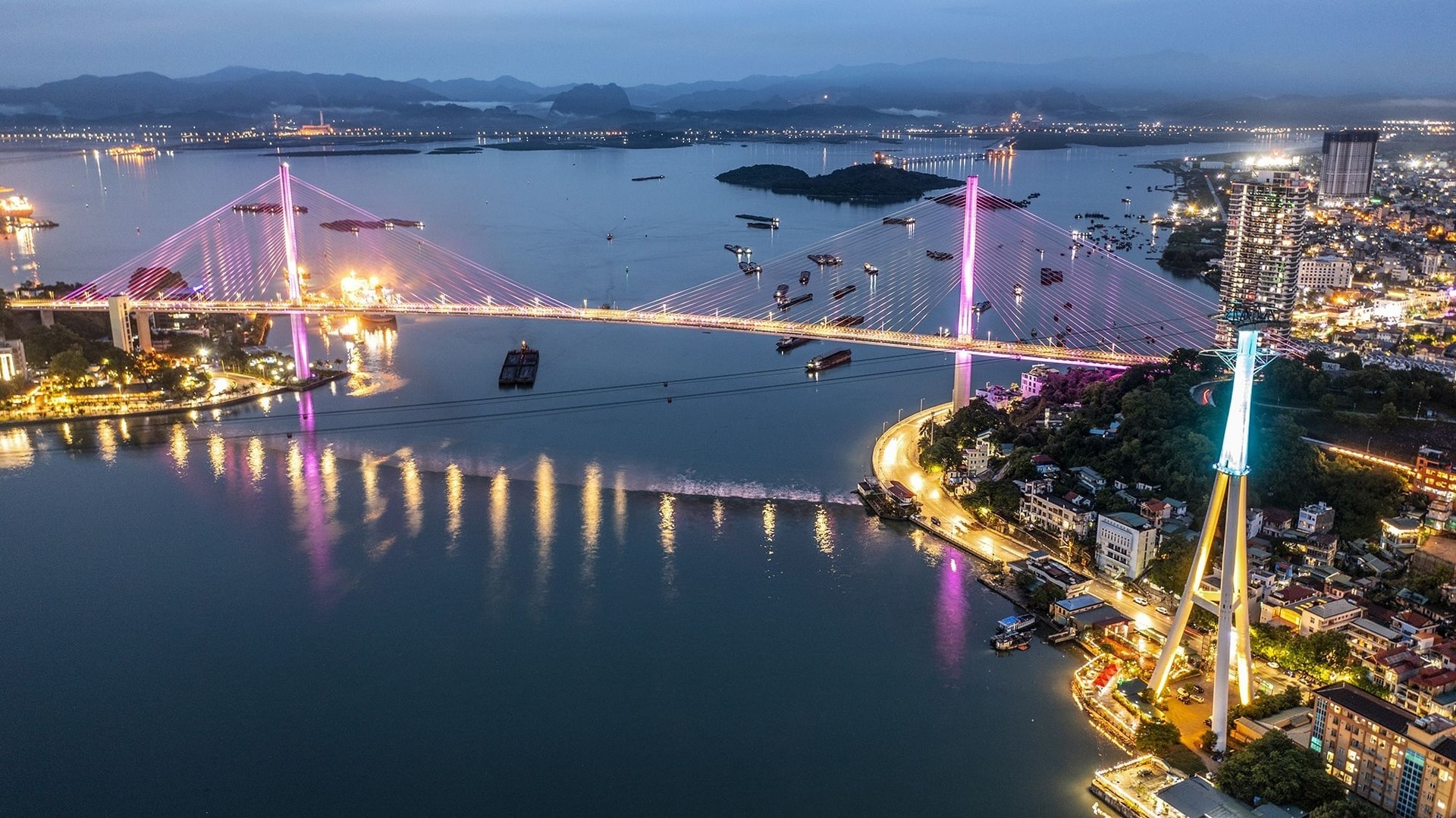 quangninh23.jpg