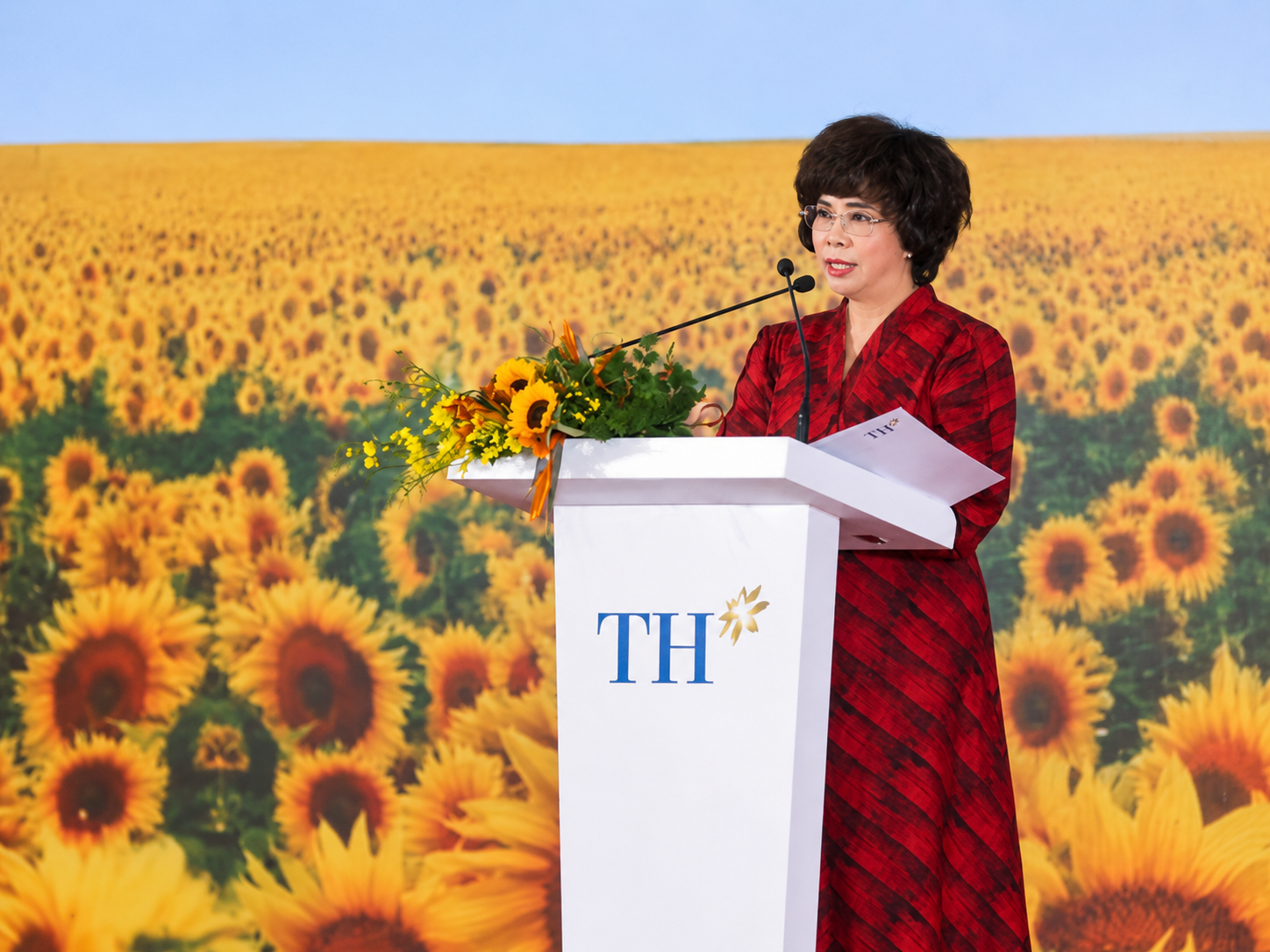 Bán vốn tỷ USD tại TH Group và bài toán giữ quyền kiểm soát của Madam Thái Hương