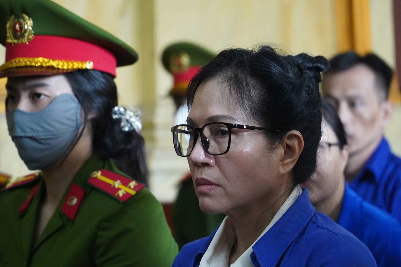 Cựu Tổng giám đốc Công ty SJC Lê Thúy Hằng tại phiên tòa. Ảnh: Tân Châu Viện Kiểm sát đề nghị giảm án cho cựu Tổng giám đốc SJC Lê Thúy Hằng - Ảnh 1.