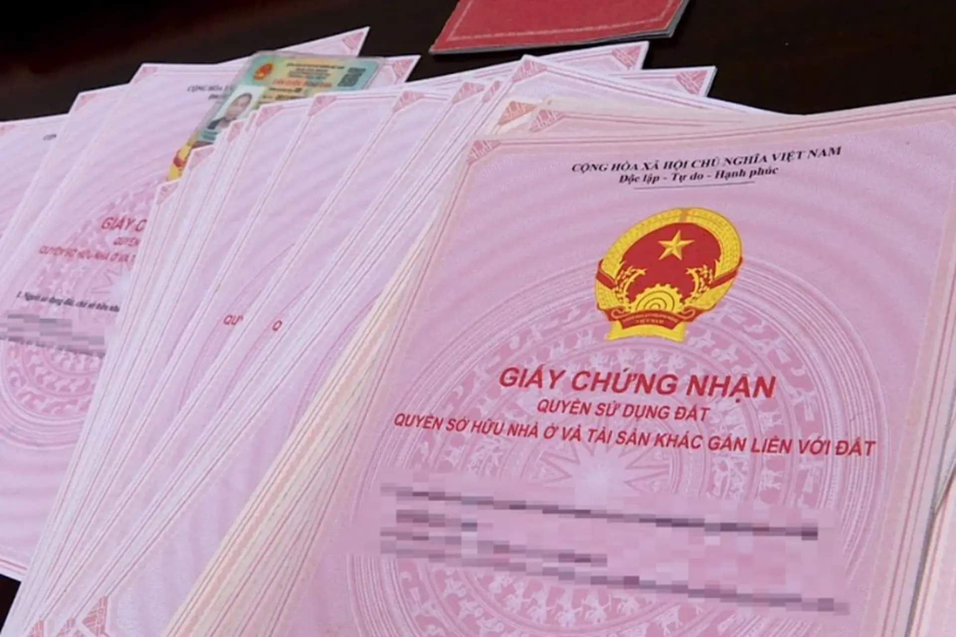 Từ giờ, diện tích đất bao nhiêu sẽ được cấp sổ hồng?- Ảnh 1.
