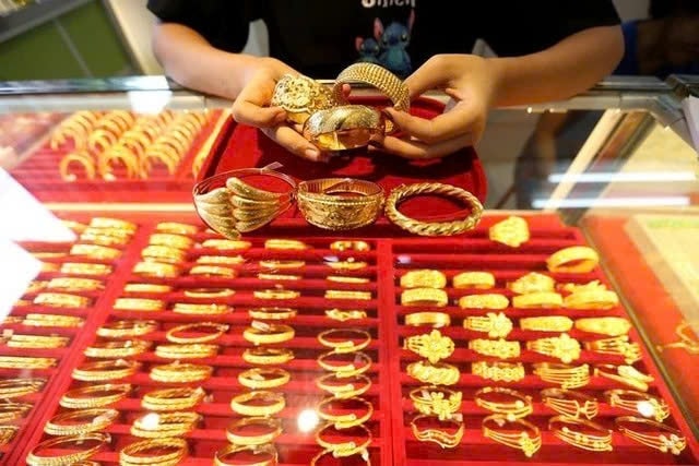Giá vàng hôm nay (10/6): Bốc hơi gần 4 triệu đồng/lượng chỉ sau một đêm