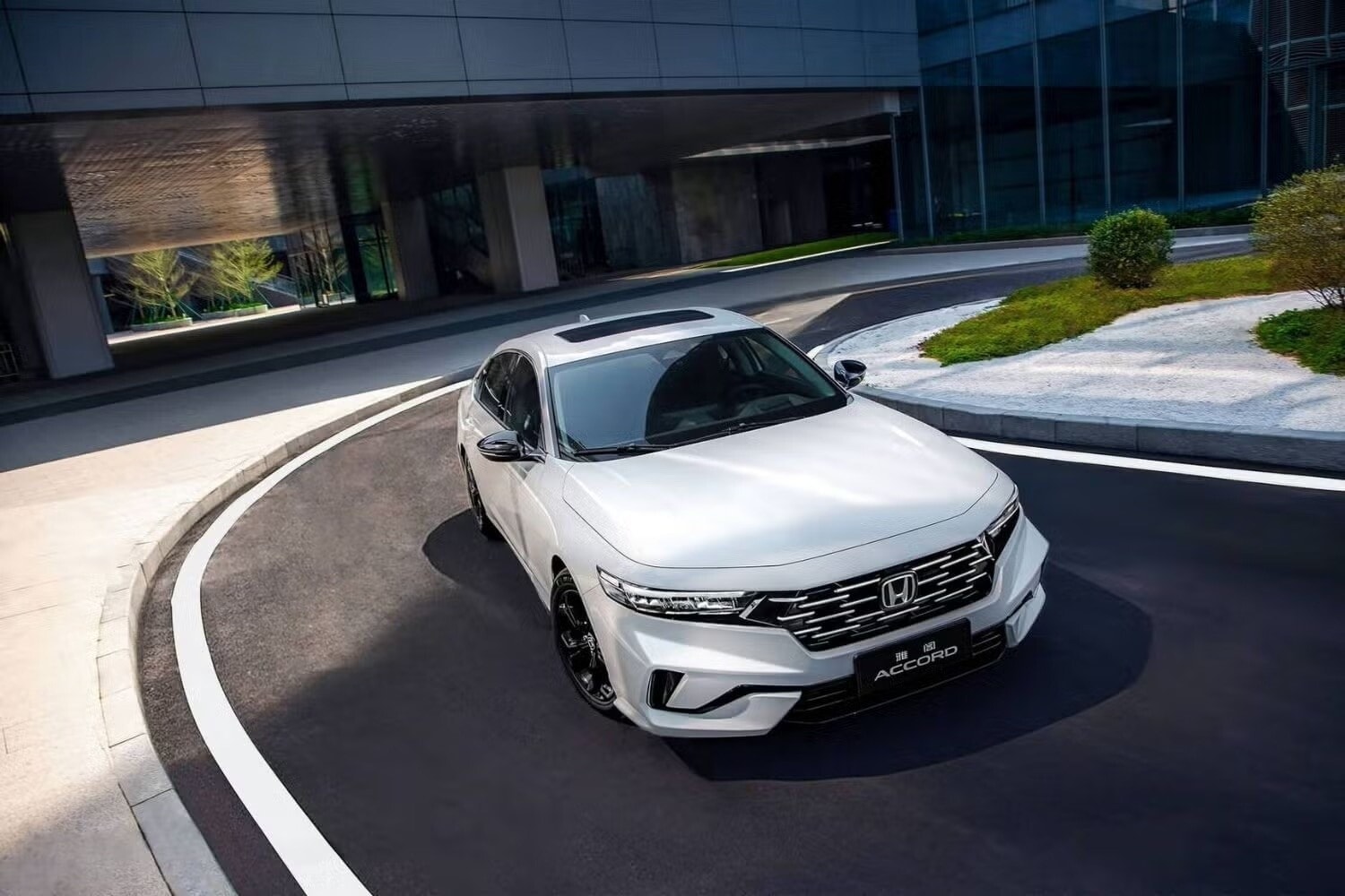 honda-accord-facelift-lo-dien-1.jpg