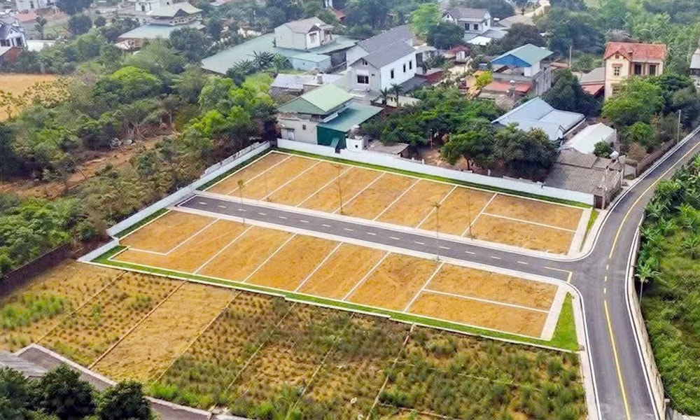Hà Nội: Giá đất nền vùng ven có nơi giảm cả tỷ đồng/lô - Ảnh 2.