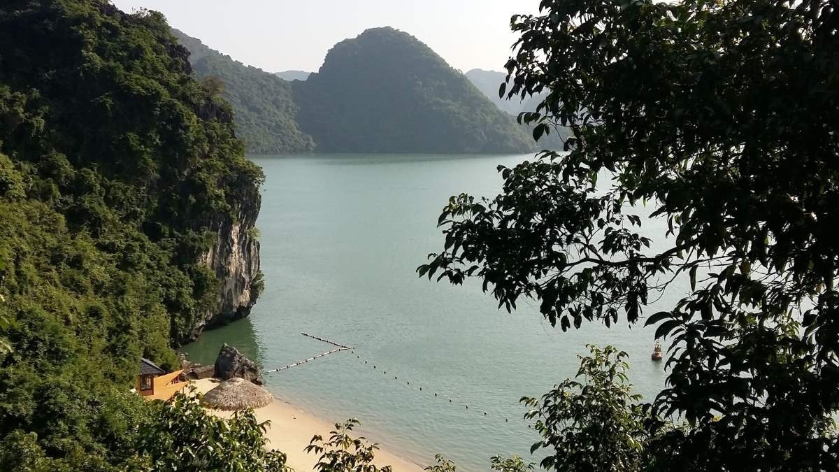 Việt Nam có 1 bãi biển hoang sơ ít người biết lọt top thế giới, trong năm nay sẽ mở cửa đón khách- Ảnh 2. Việt Nam có 1 bãi biển hoang sơ ít người biết lọt top thế giới, trong năm nay sẽ mở cửa đón khách- Ảnh 2.