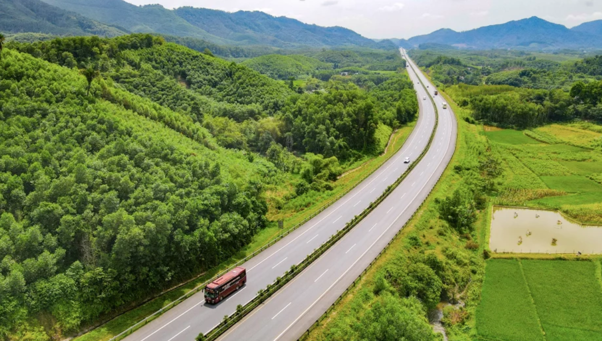 Được Nhà nước tăng vốn thêm 37.500 tỷ đồng, ông trùm cao tốc VEC làm ăn ra sao?