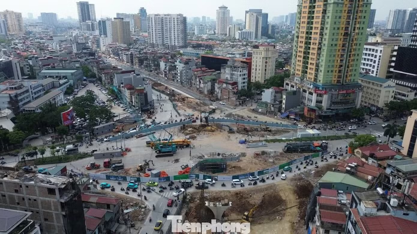 Từ ngày 12/6, Hà Nội sẽ tổ chức lại giao thông nút Láng Hạ - Giảng Võ - La Thành để thi công dự án Vành đai 1. Hà Nội điều chỉnh giao thông nút Láng Hạ - Giảng Võ từ ngày 12/6 - Ảnh 1.