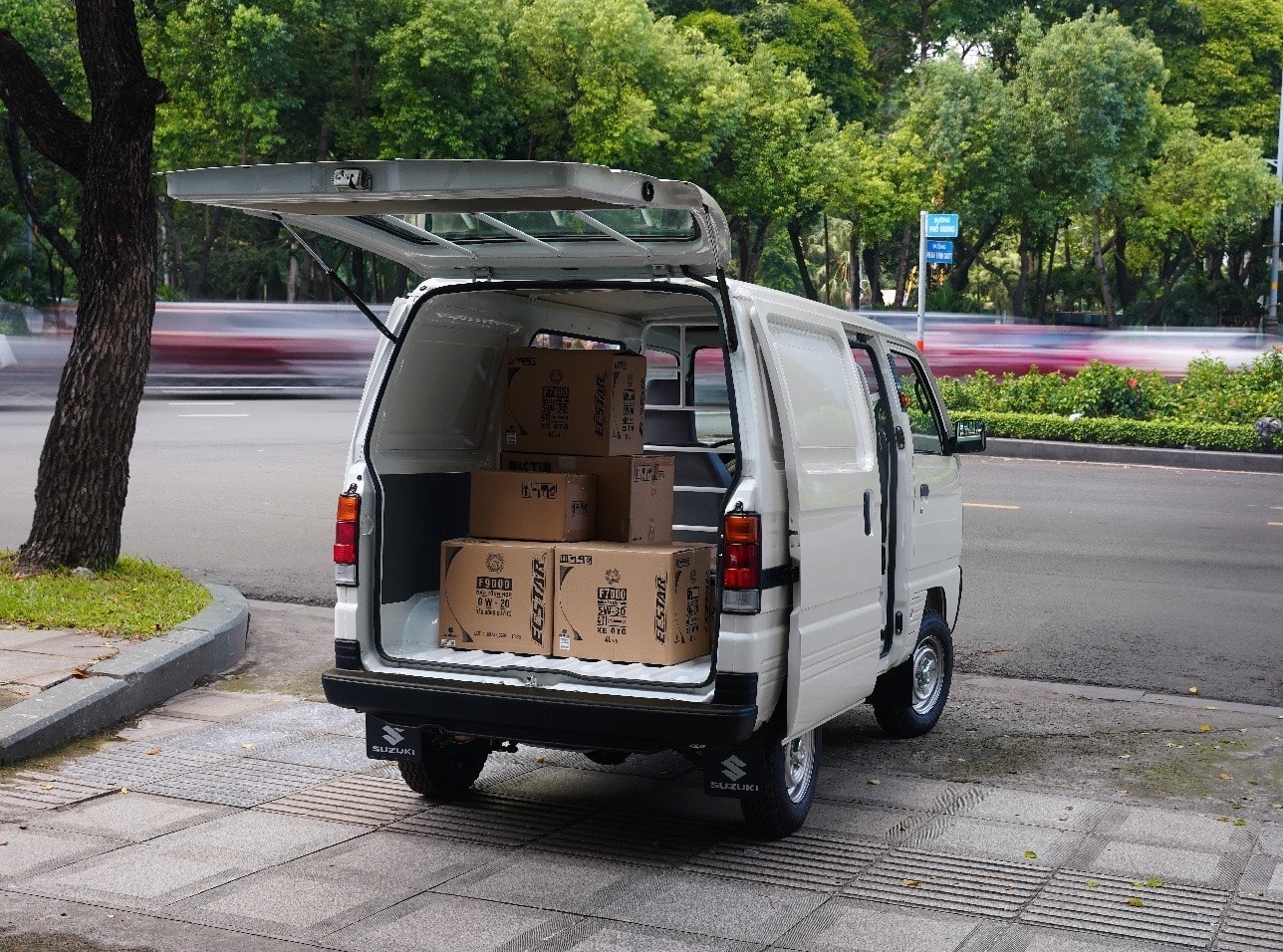 trai-nghiem-ec-van-vinfast-3.jpg