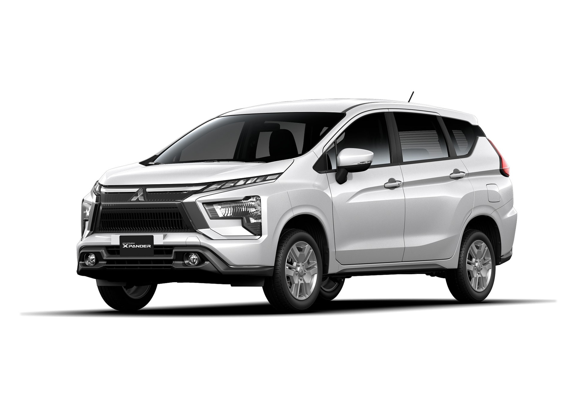mitsubishi-xpander-1.jpg