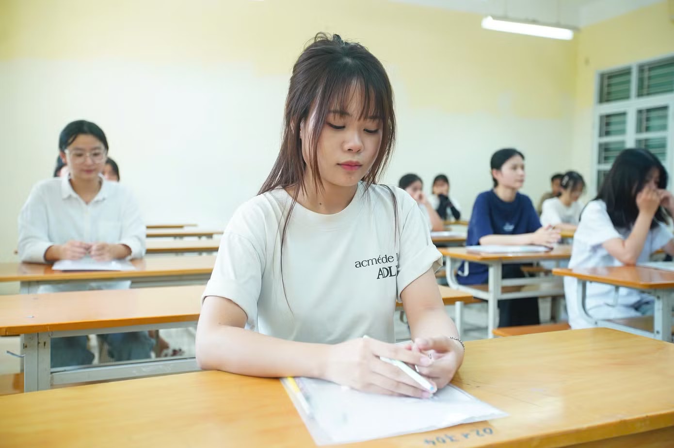 Thí sinh dự kỳ thi Tốt nghiệp THPT 2026. (ảnh: Duy Phạm) Đề thi môn Tiếng Anh tốt nghiệp THPT 2026, cập nhật đáp án - Ảnh 12.