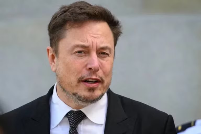 Elon Musk sở hữu khối tài sản 1.000 tỷ USD, vững chắc danh hiệu người giàu nhất hành tinh. Đế chế hàng nghìn tỷ USD phía sau 3 tỷ phú vào đề thi Văn tốt nghiệp THPT - Ảnh 3.