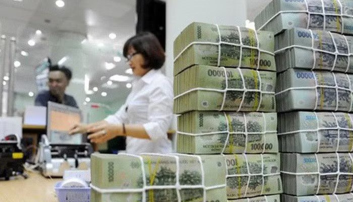 Phấn đấu thu nội địa năm 2027 tăng 13-15%. Điều chỉnh lương công chức, lương hưu năm 2027 - Ảnh 1.
