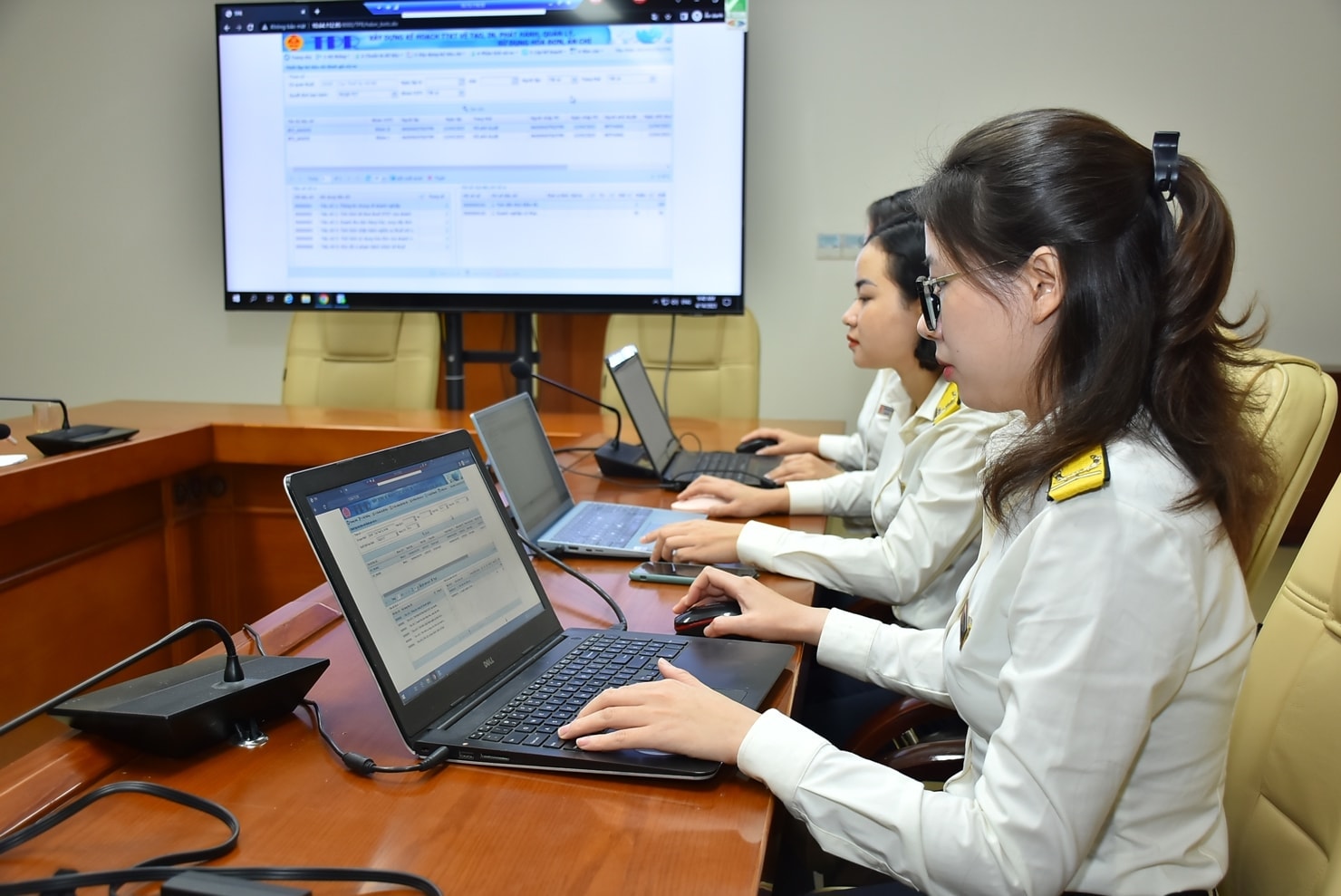 cong-khai-thong-tin-nguoi-nop-thue_0606200308 (1)