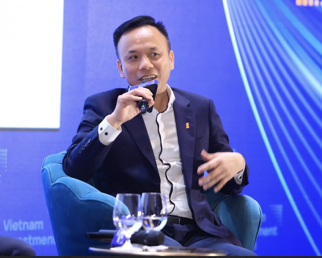 Ông Nguyễn Minh Hạnh - Giám đốc Trung tâm Phân tích CTCP Chứng khoán Sài Gòn - Hà Nội. Kênh đầu tư nào hấp dẫn hiện nay? - Ảnh 2.