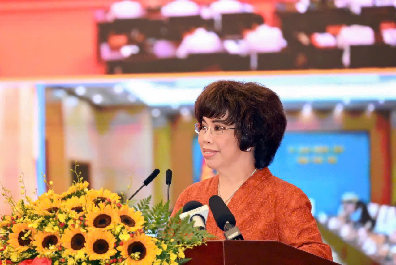 Anh hùng Lao động Thái Hương: 'Kinh tế bứt phá hai con số, dân tộc trước hết phải khỏe mạnh' - Ảnh 2.