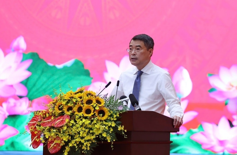 Thủ tướng triệu tập họp khẩn với loạt 'đại bàng' Vingroup, THACO, Sungroup, Masterise...