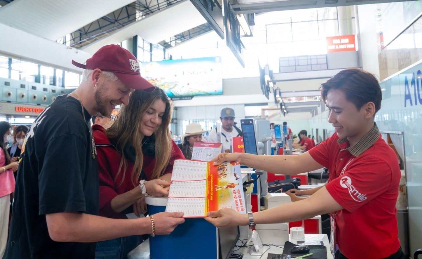 Bay cùng Vietjet, hoà mình vào mùa lễ hội bóng đá sôi động nhất hành tinh - Ảnh 2.