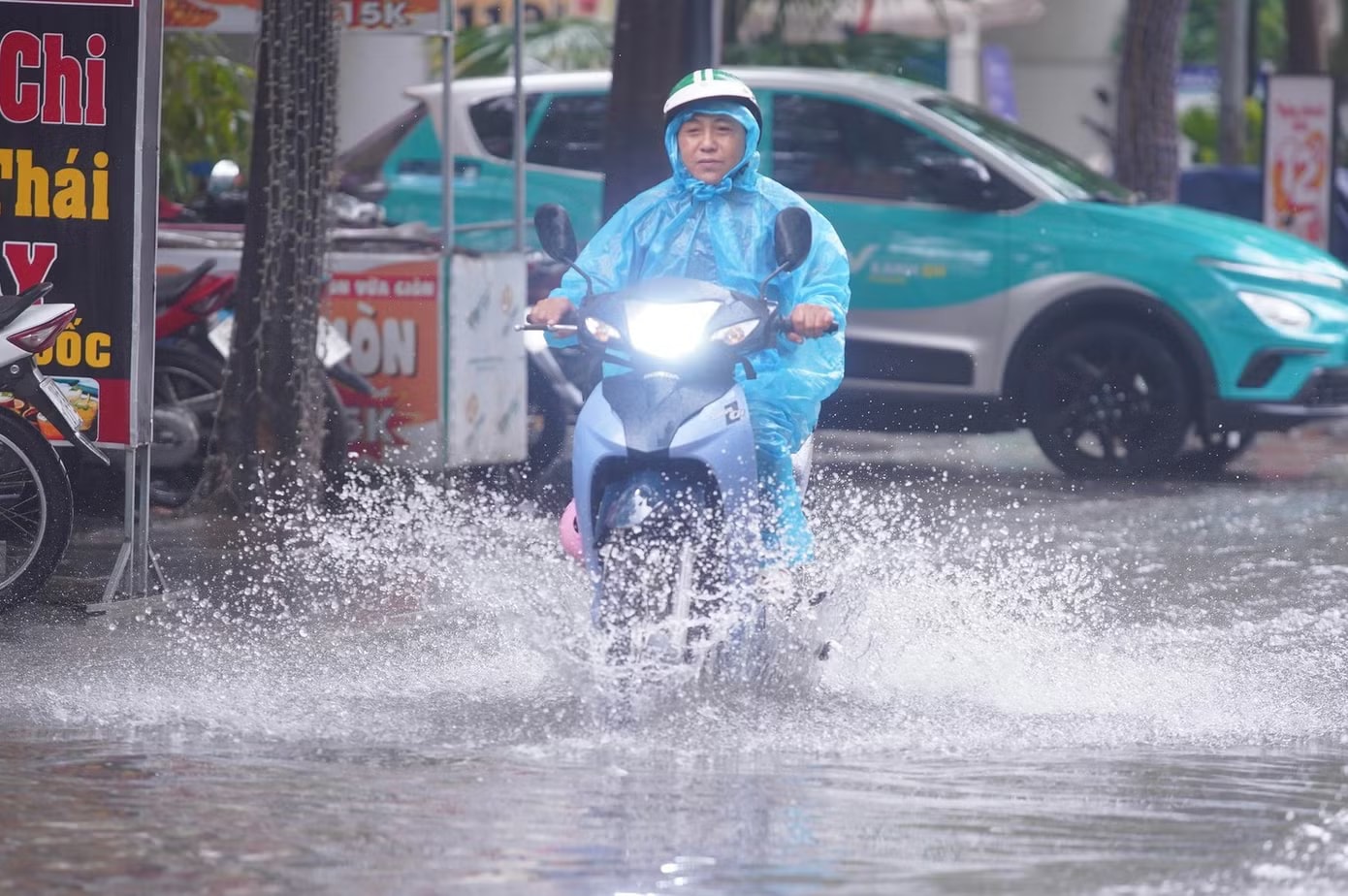 Từ chiều tối nay, miền Bắc mưa lớn diện rộng - Ảnh 1.