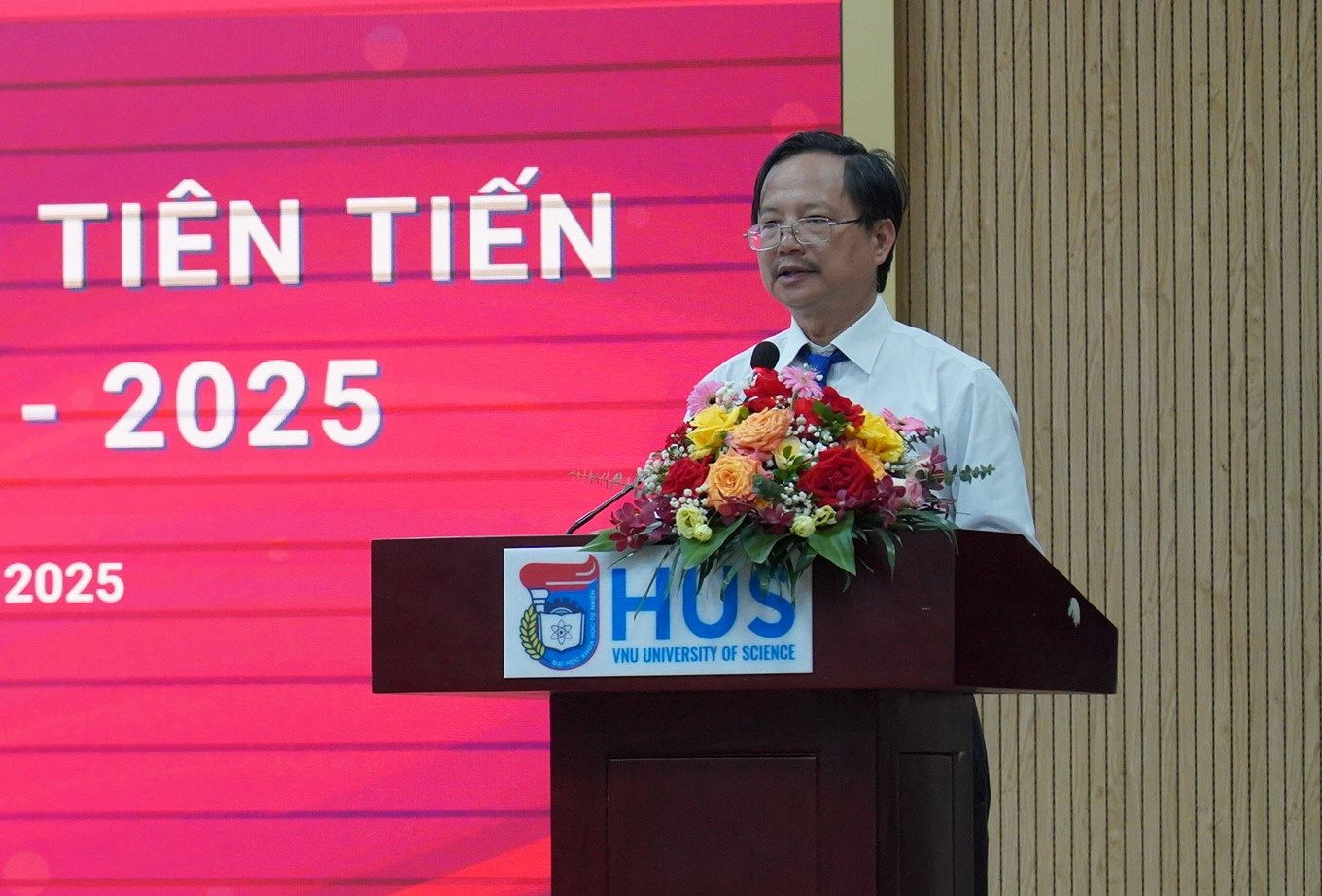gstskhvu-hoang-linh3.jpg