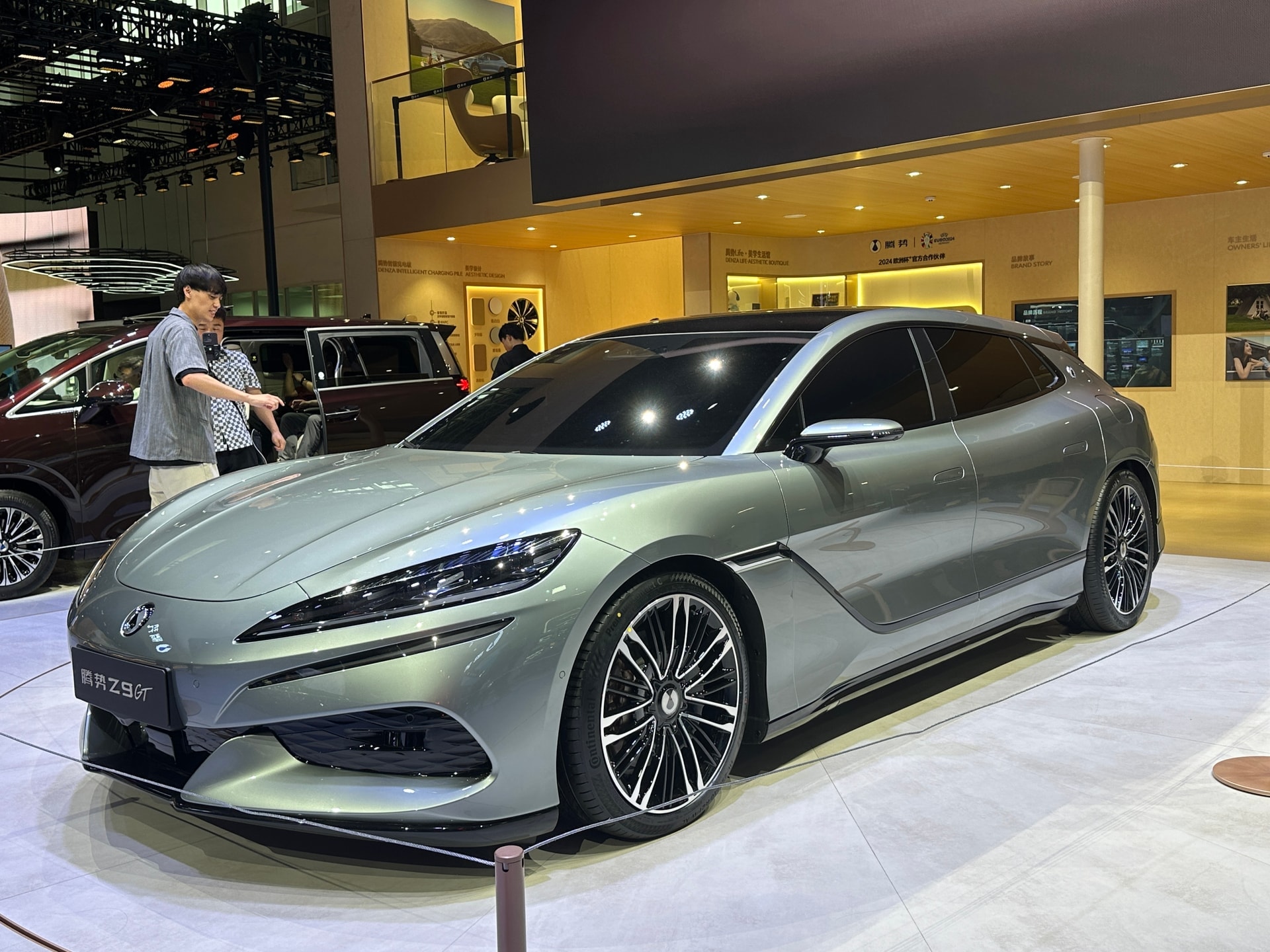 denza_z9_gt_001.jpg