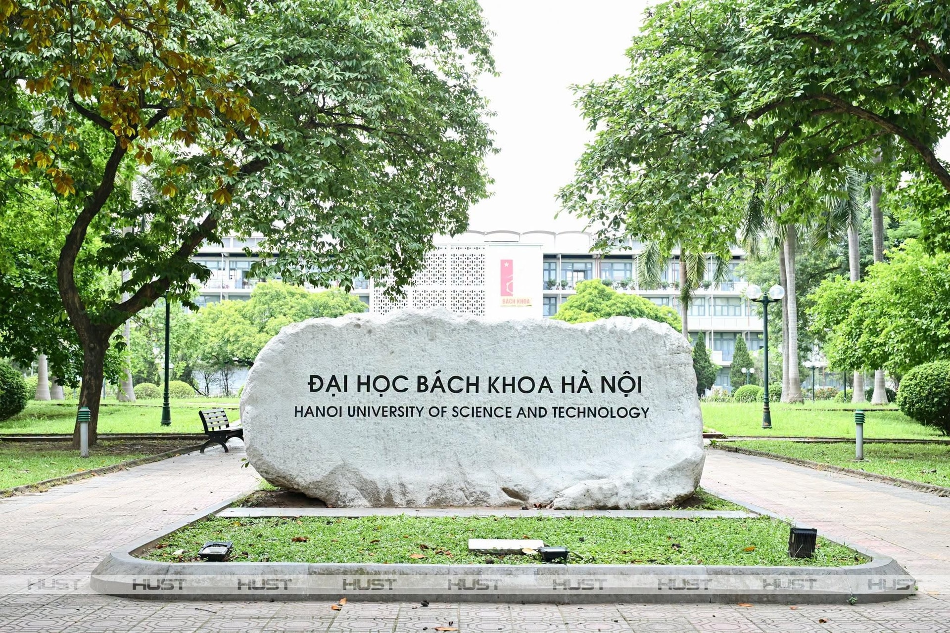 bachkhoahanoi7_1781512222.jpg