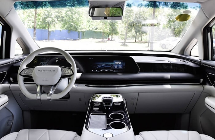 Forthing Xinghai V9 2027 với khoang lái sang trọng