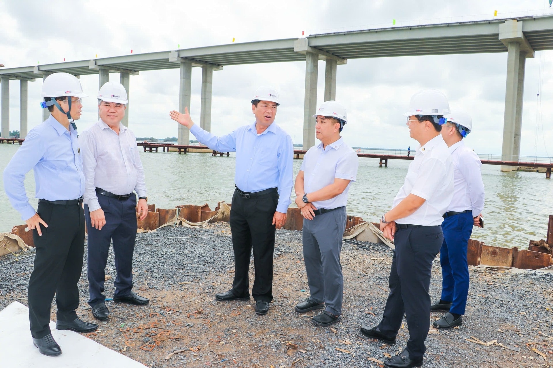 Bộ trưởng Trần Hồng Minh đánh giá nhiều hạng mục quan trọng đã đạt tiến độ tích cực.