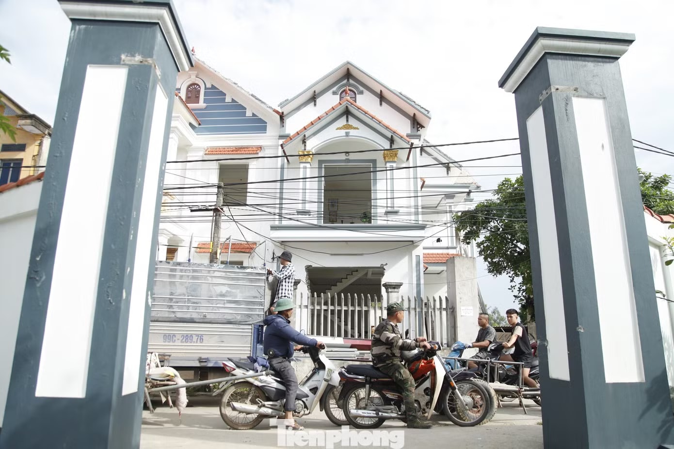 Cả làng dỡ nhà lầu, nhường đất cho sân bay Gia Bình - Ảnh 1.