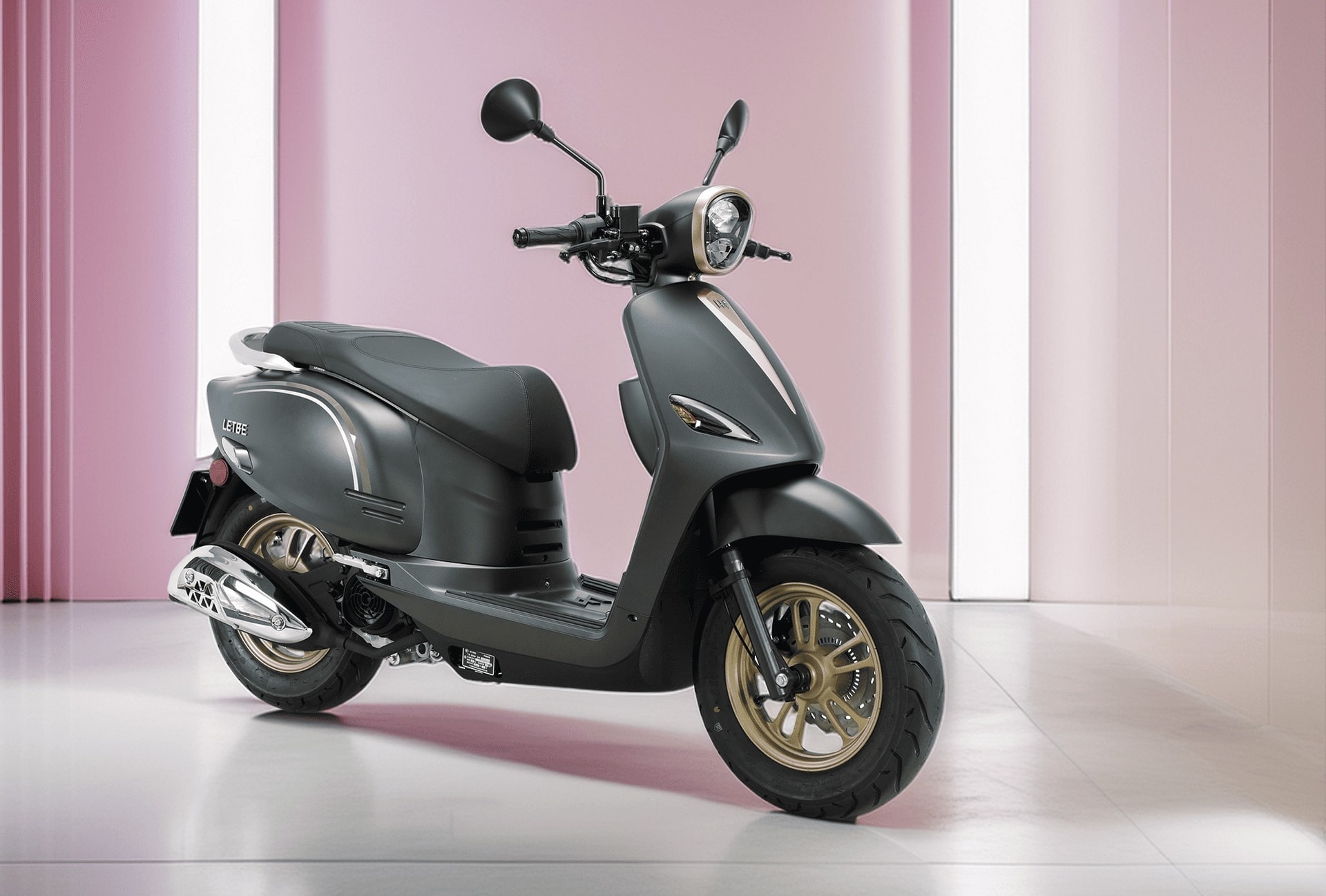 xe-ga-125cc-4.jpg