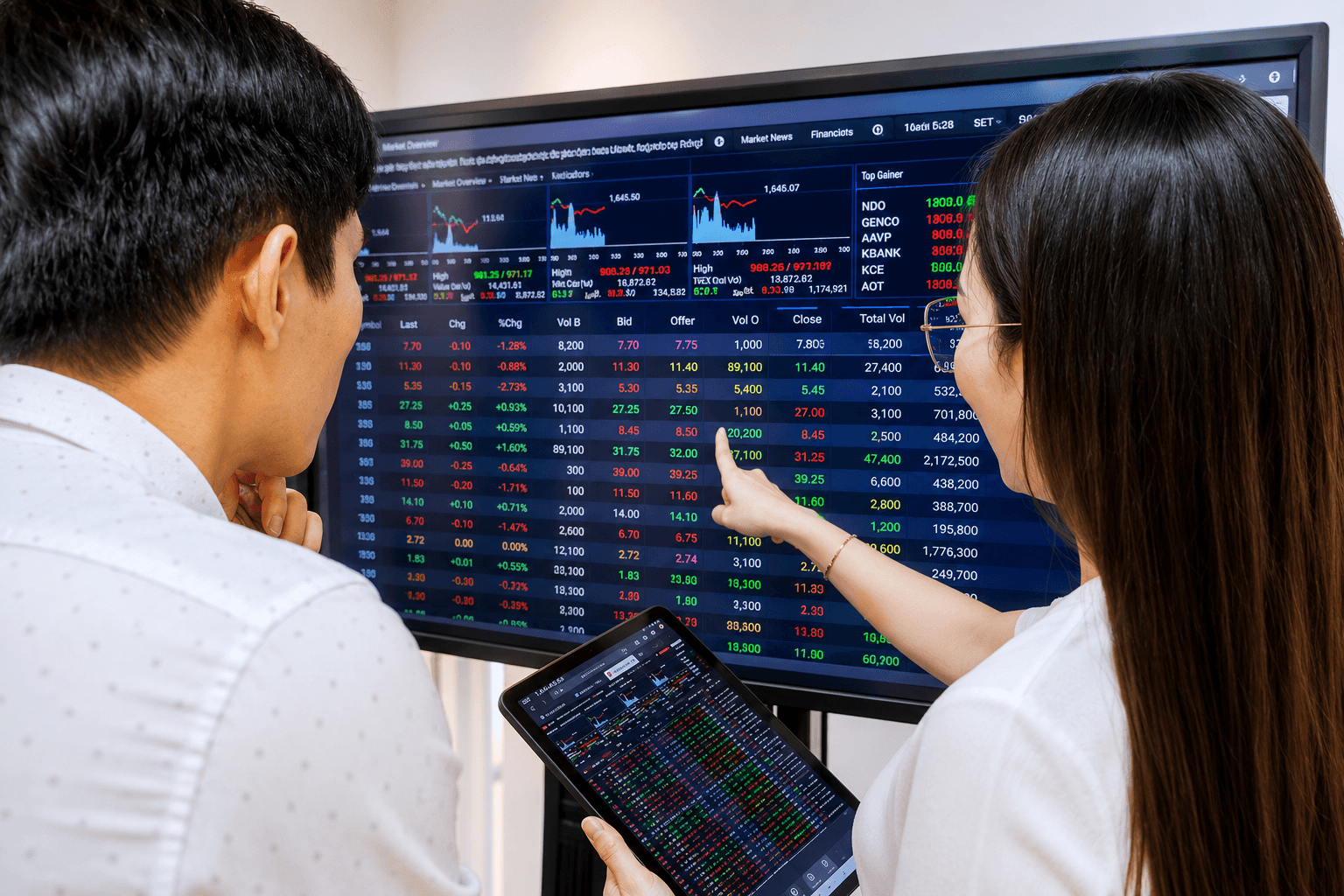 Hai ETF chiến lược đầu tiên của VinaCapital lên sàn HoSE: Khi quỹ thụ động không chỉ bám chỉ số thị trường