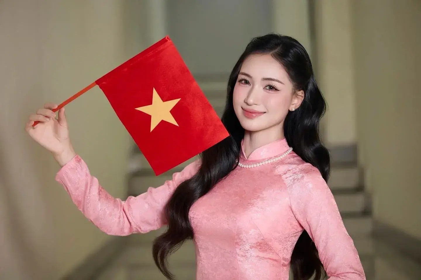 Ca sĩ Hòa Minzy và Hà Myo trúng cử Ban Chấp hành T.Ư Hội Liên hiệp Phụ nữ Việt Nam