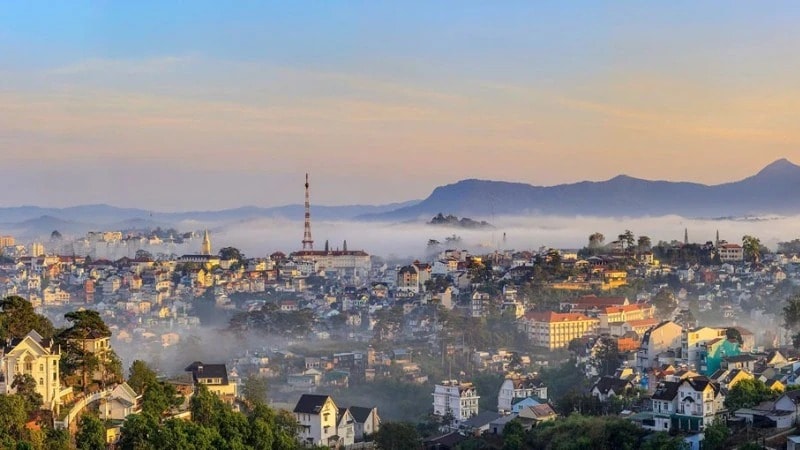Chỉ 2 tháng nữa, Việt Nam sẽ mở lại loạt đường bay đến 'thành phố ngàn hoa' - Ảnh 1.