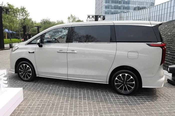 Wey Gaoshan 7 2026 với diện mạo thể thao và mạnh mẽ