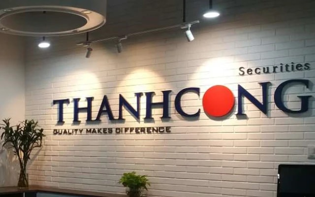 Toàn bộ HĐQT của một công ty chứng khoán đồng loạt xin từ nhiệm