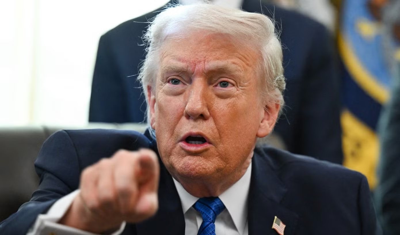 Tổng thống Mỹ Trump: 'Quyền lực của tôi không giới hạn' - Ảnh 3.