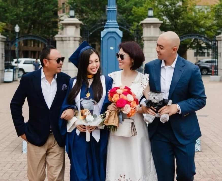 Ái nữ SN 2000 của gia tộc giàu có nhất nhì Việt Nam: Tốt nghiệp Thạc sĩ tại Mỹ, sở hữu loạt túi hiệu đắt đỏ, hôn nhân viên mãn với chồng thiếu gia