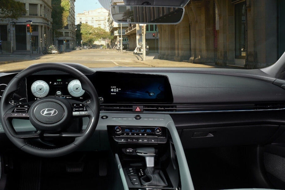 Hyundai Elantra 2026 với hệ thống màn hình liền mạch