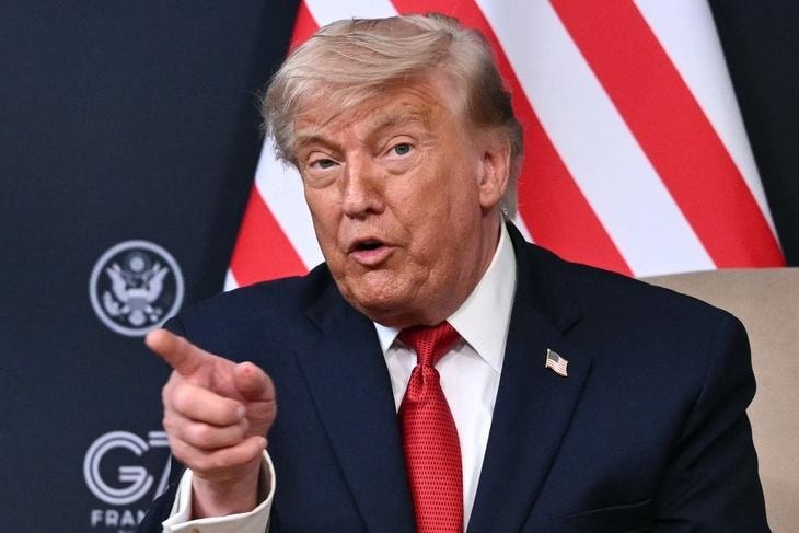 Ông Trump cảnh báo sẽ thu phí tại Hormuz nếu không đạt được thỏa thuận với Iran
