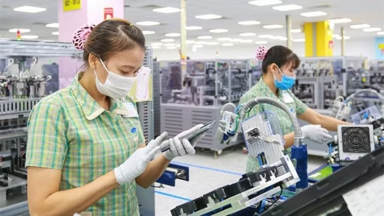 Nhập siêu tiếp tục tăng mạnh trong nửa đầu tháng 6. Nhập siêu tăng 2,8 tỷ USD chỉ sau nửa tháng - Ảnh 1.