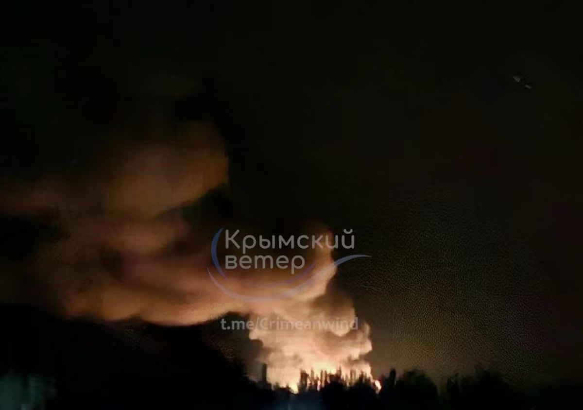 Báo Ukraine: Nhiều tiếng nổ vang lên ở Crimea ngày thứ hai liên tiếp - Ảnh 2.