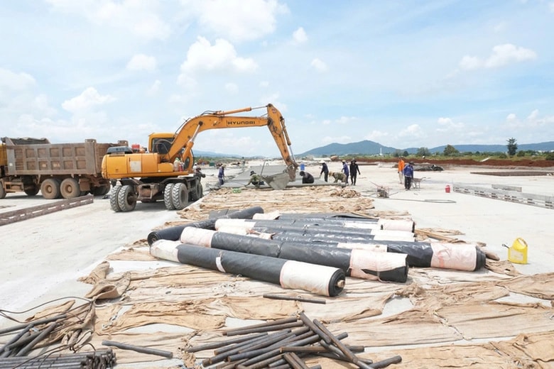 Tỉnh rộng nhất Việt Nam đón niềm vui lớn khi chính thức mở cửa sân bay quốc tế đầu tiên của Tây Nguyên - Ảnh 1.