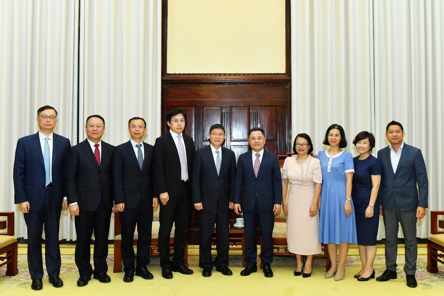 Phó Thống đốc NHNN gửi đề nghị đáng chú ý tới Chủ tịch một ngân hàng lớn Trung Quốc