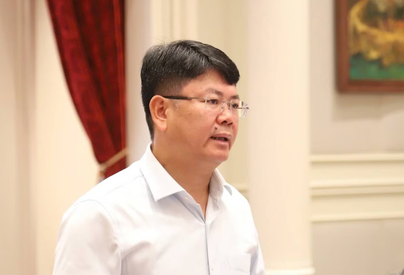Thứ trưởng Bộ Tư pháp Nguyễn Thanh Tịnh cho biết những nội dung chính của Pháp lệnh Hợp nhất văn bản quy phạm pháp luật. Ảnh: T.T. Hai pháp lệnh mới chính thức có hiệu lực từ 1/7/2026 - Ảnh 2.