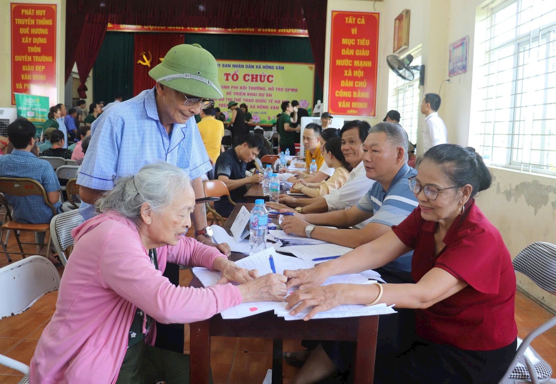 Ba khu dân cư xã Hồng Vân nhận hơn 334 tỷ đồng tiền bồi thường GPMB đại đô thị 925.000 tỷ của Vingroup