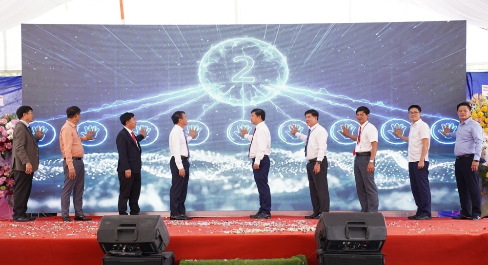 dak-lak-khoi-cong-khoi-dong-9-cong-trinh-du-an-ben-le-hoi-nghi-cong-bo-quy-hoach-va-xuc-tien-dau-tu_6a3a0903ec412.jpg