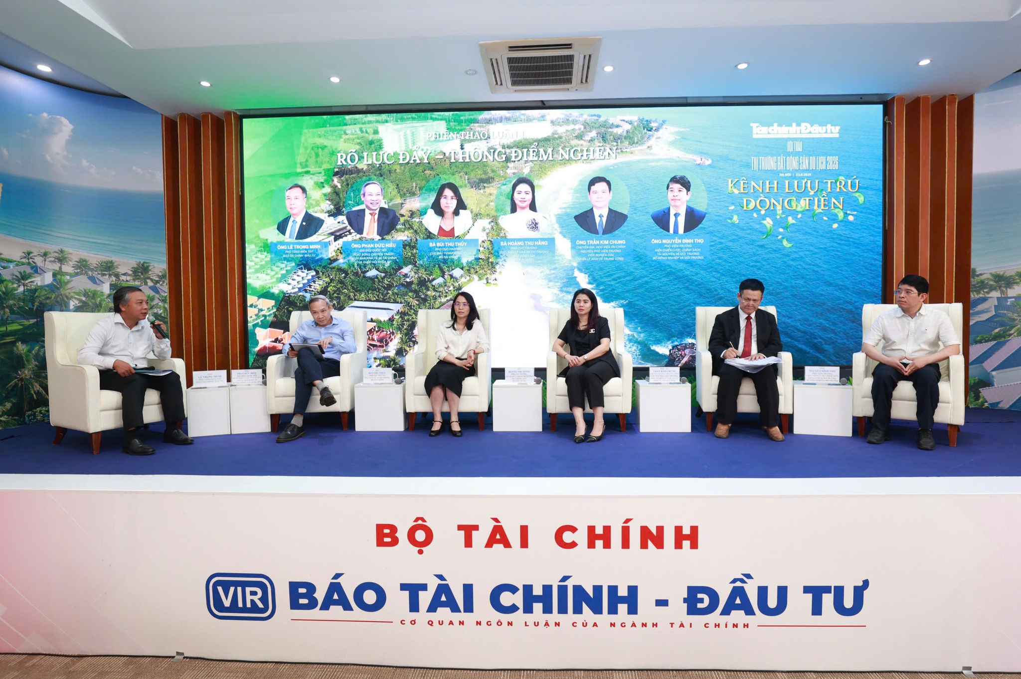 Chuyên gia: Muốn bất động sản nghỉ dưỡng phục hồi, cần minh bạch như thị trường chứng khoán - Ảnh 2.