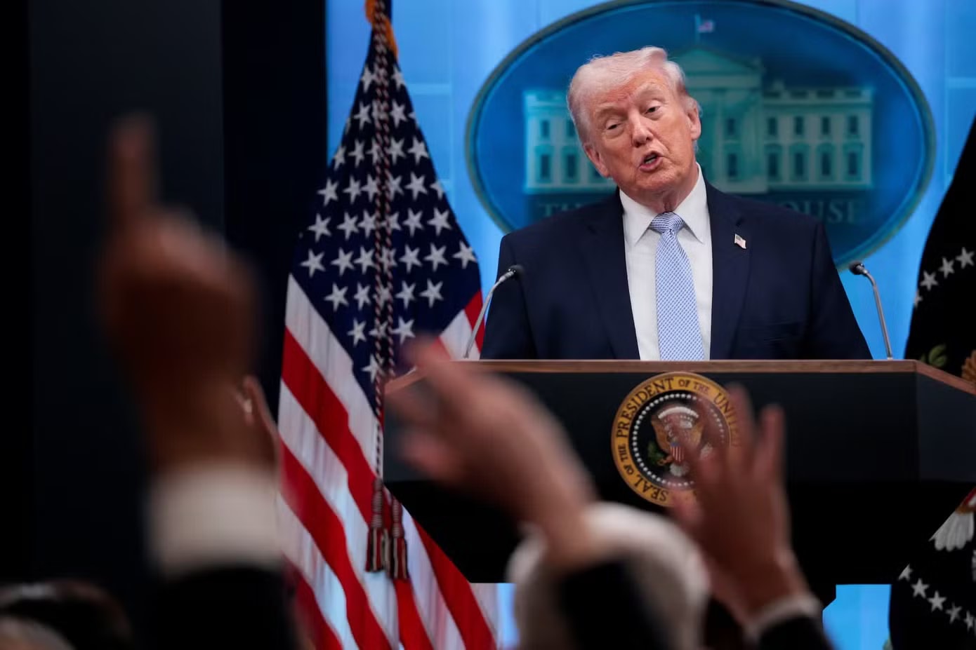 Tổng thống Mỹ Donald Trump. (Ảnh: Reuters) Quốc hội Mỹ yêu cầu Tổng thống Trump chấm dứt hành động quân sự ở Iran - Ảnh 1.