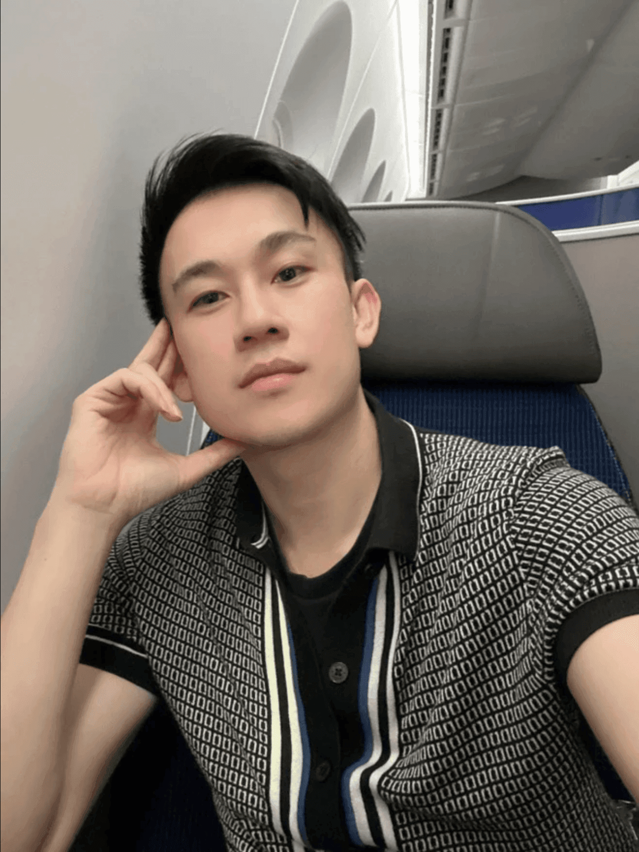 Ảnh màn hình 2026-06-25 lúc 23.17.37