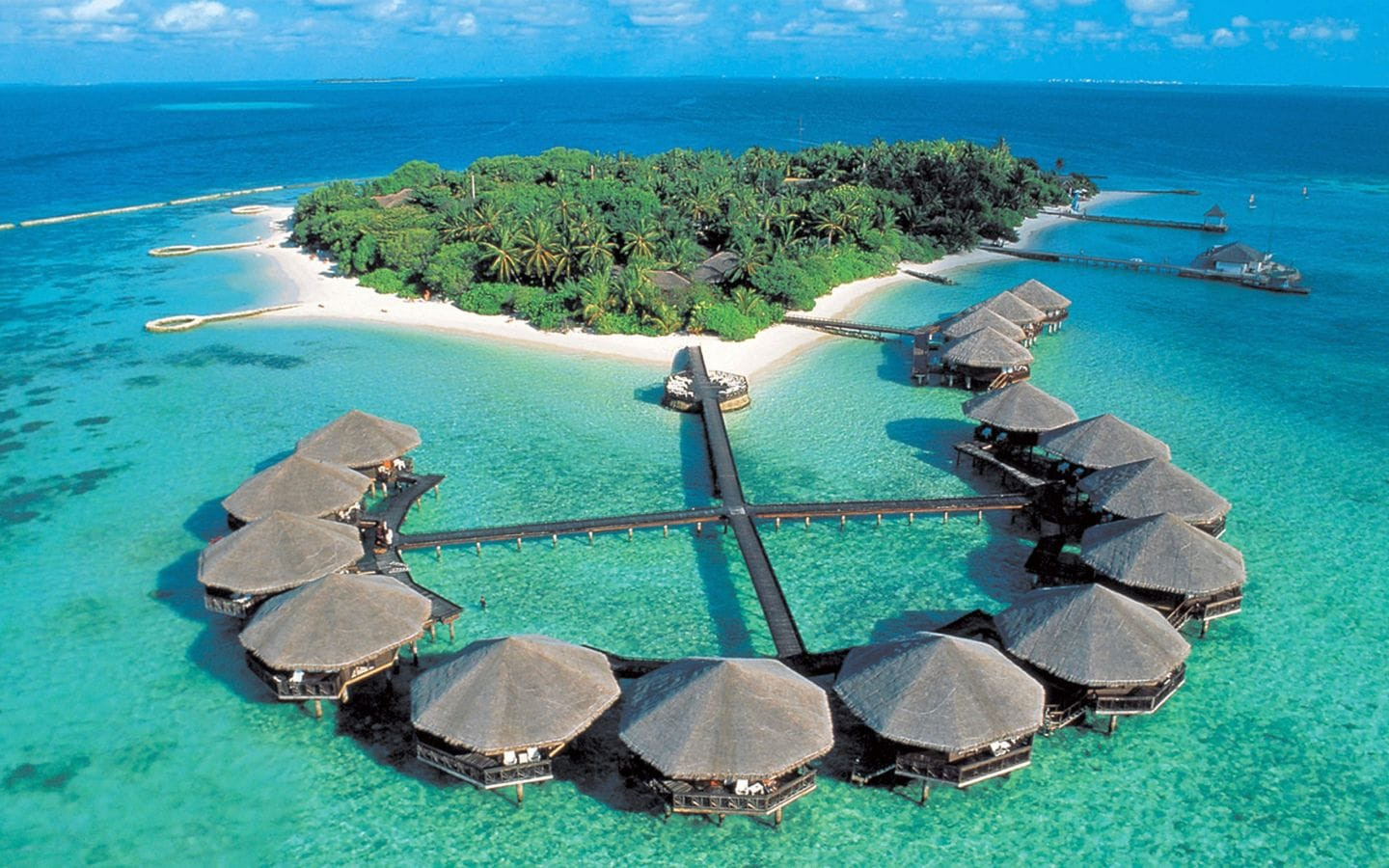 Việt Nam lần đầu tiên có đường bay thẳng đến quốc đảo hơn 20 triệu dân giữa Ấn Độ Dương - Ảnh 1.